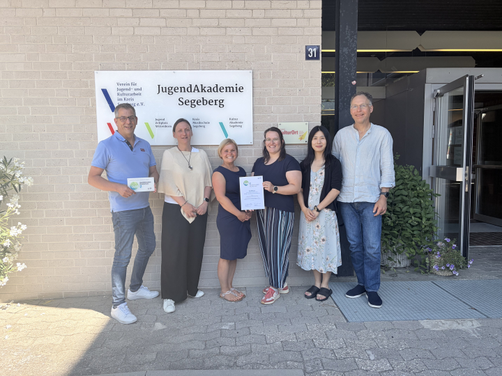 v.l. Holger Lück, Silke Döring, Kristin Guddath, Christien v. Riesen, Hisako Yoshikawa, Jürgen Kok